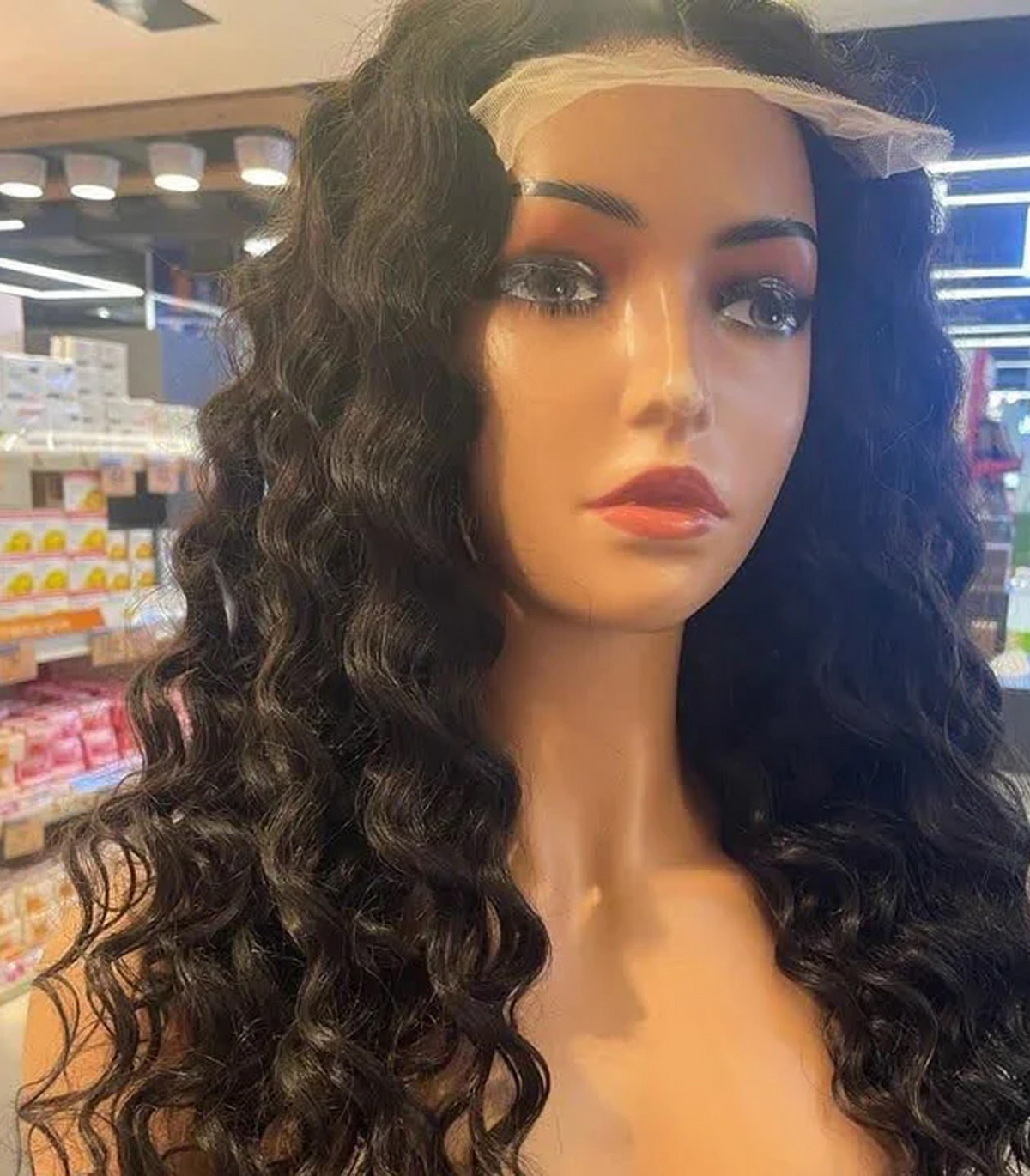 Closure Soft Curly Wig in Natural Black